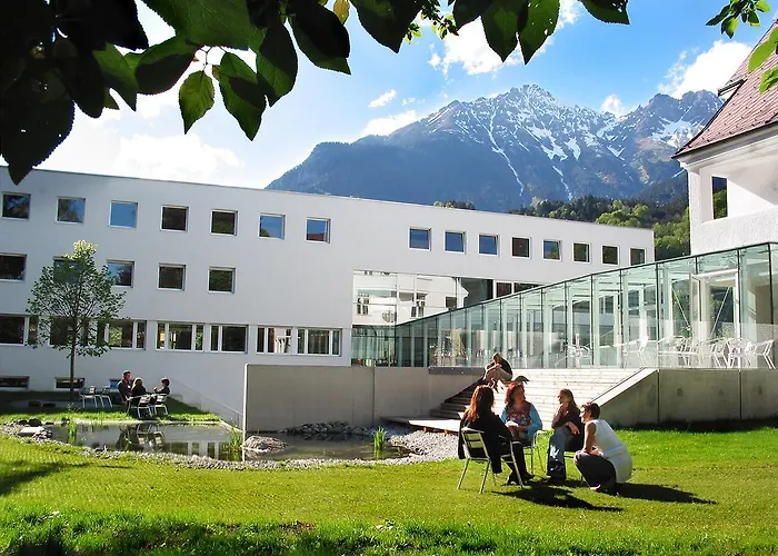 Haus Der Begegnung Pensión 3*